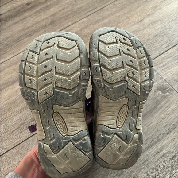 Keens sandals - Picture 2 of 2